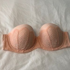 Victoria’s Secret, Balconnette Strapless, 36DD